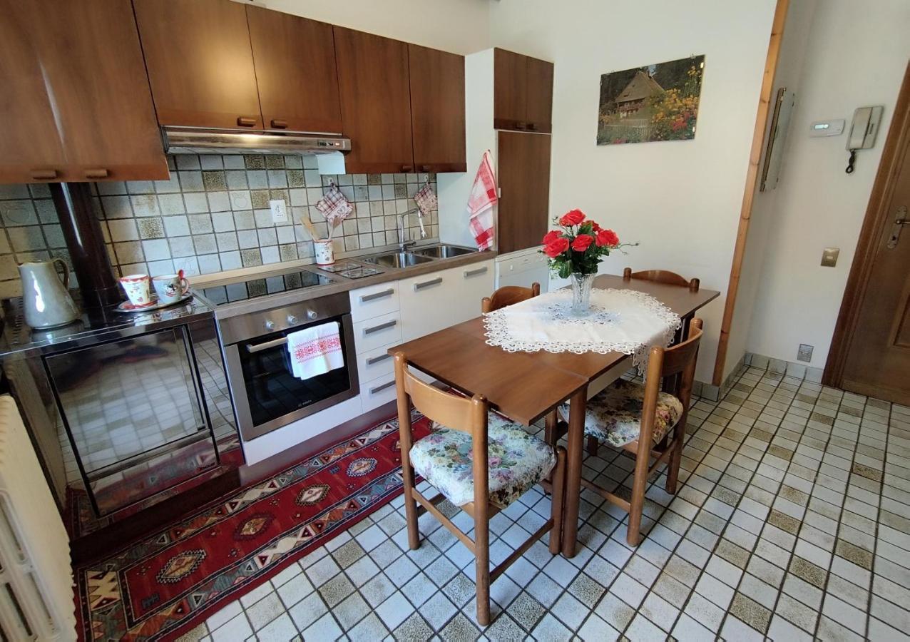 Salagona Apartment *